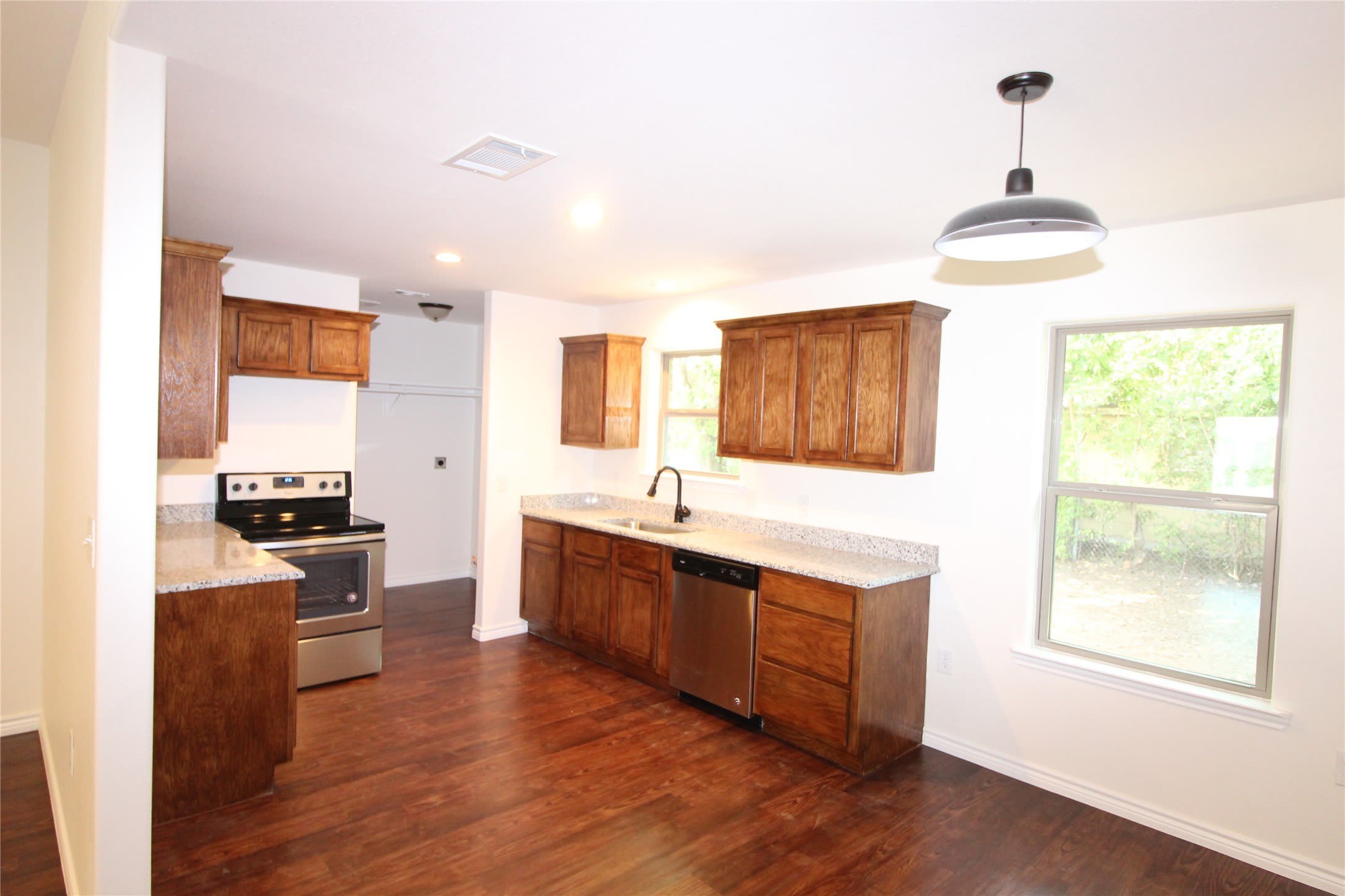 104 Boston Street – photo 4