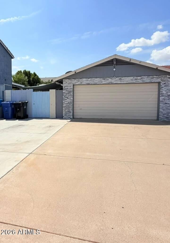 2923 W Keim Drive – photo 1