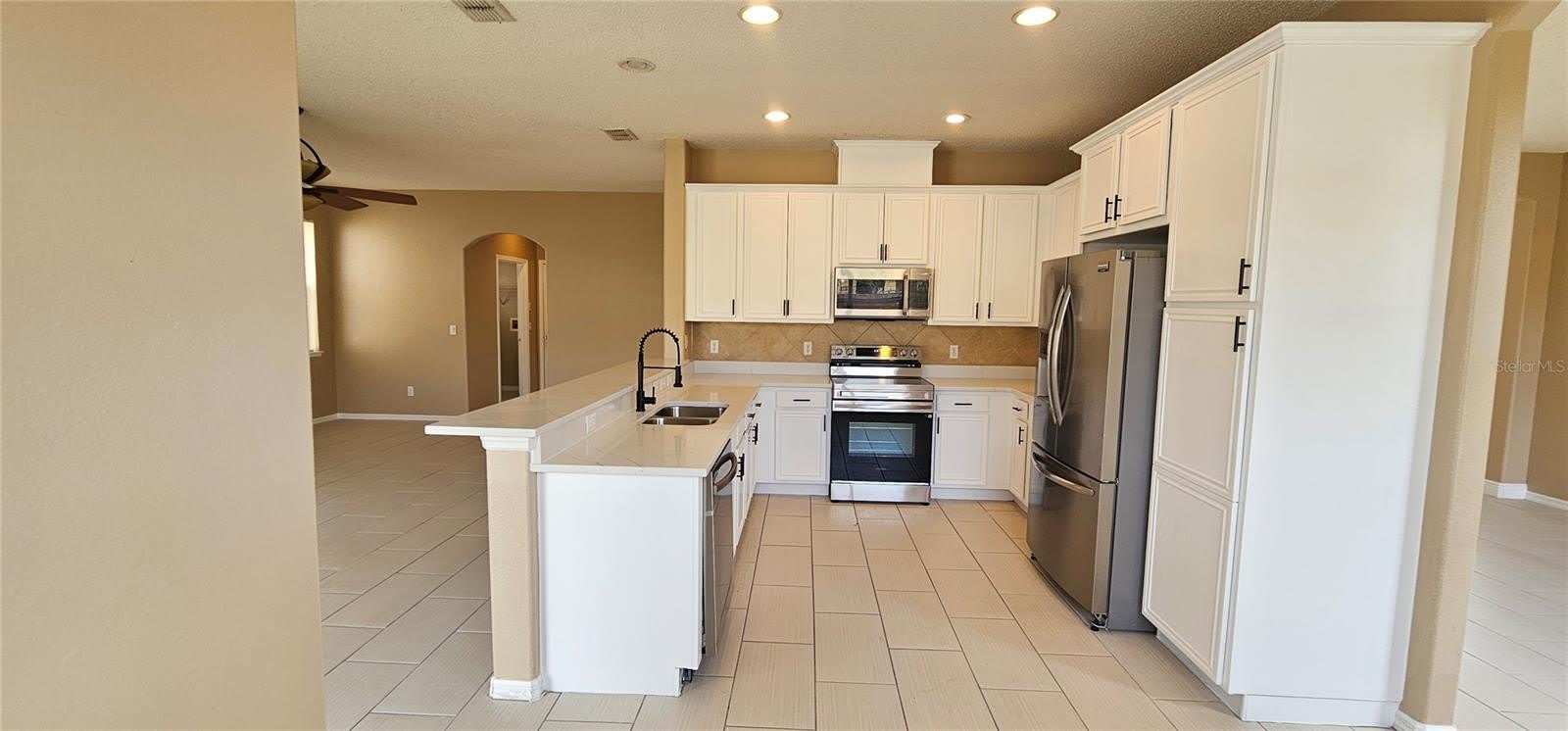 2827 SAND ARBOR Circle – photo 4