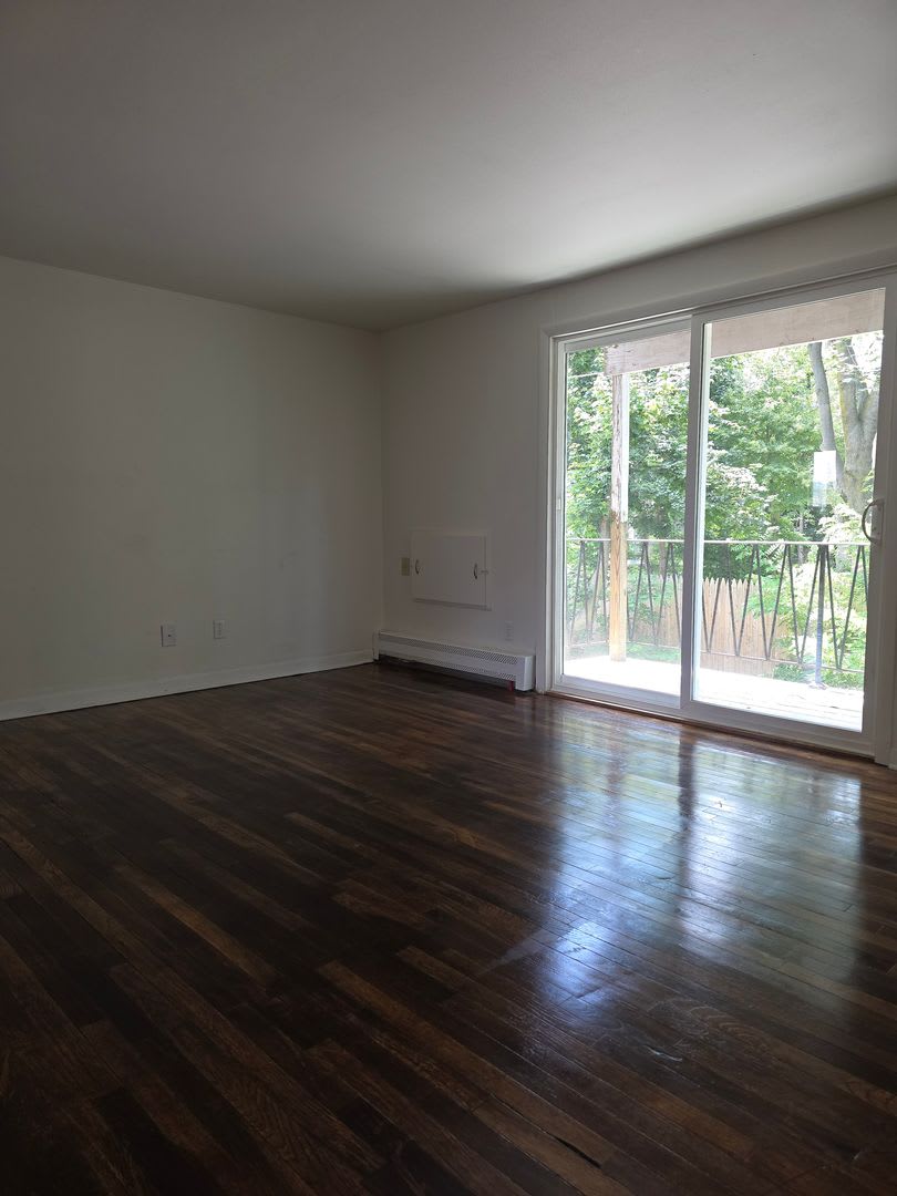 2 bedroom upper – photo 2