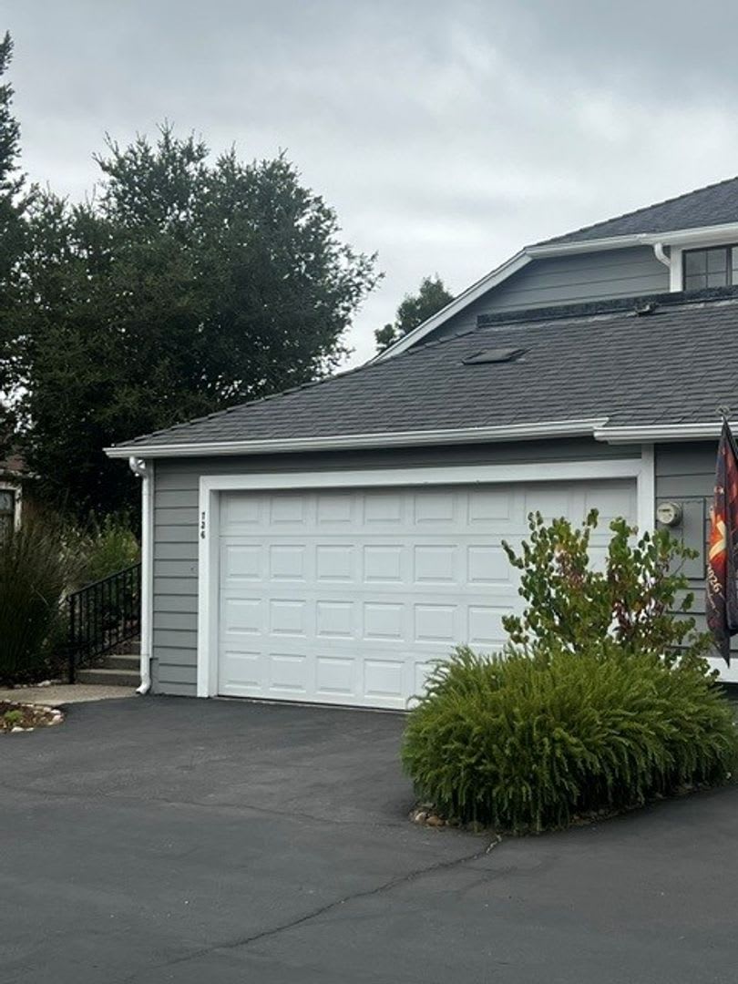 Mission Oaks Beauty with Breathtaking Valley Views – photo 3