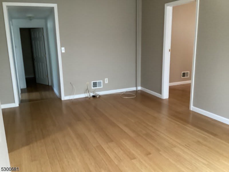 275 Wanaque Ave – photo 2