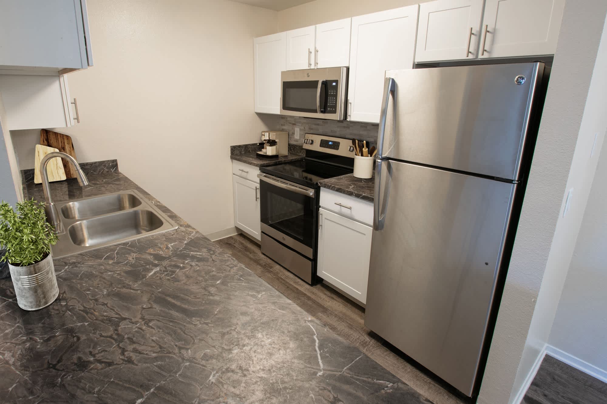 Apres Apartment Homes – photo 1