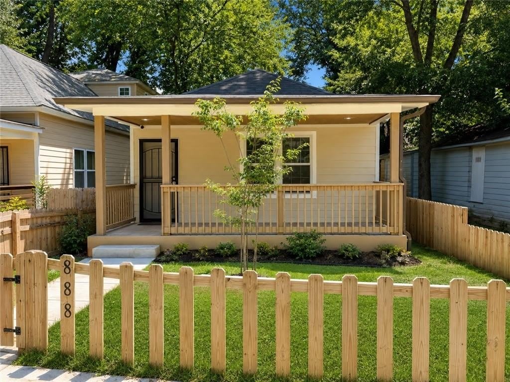 888 Coleman Street SW – photo 1