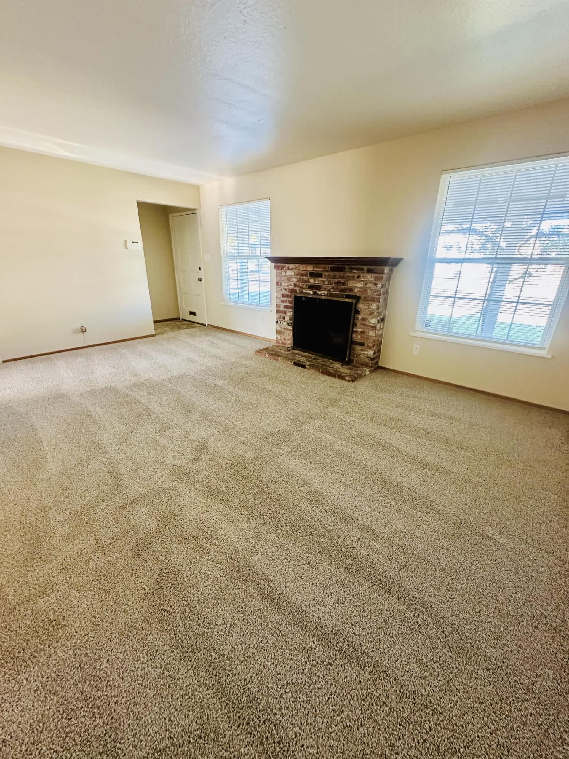 3178 Hillview Court – photo 3