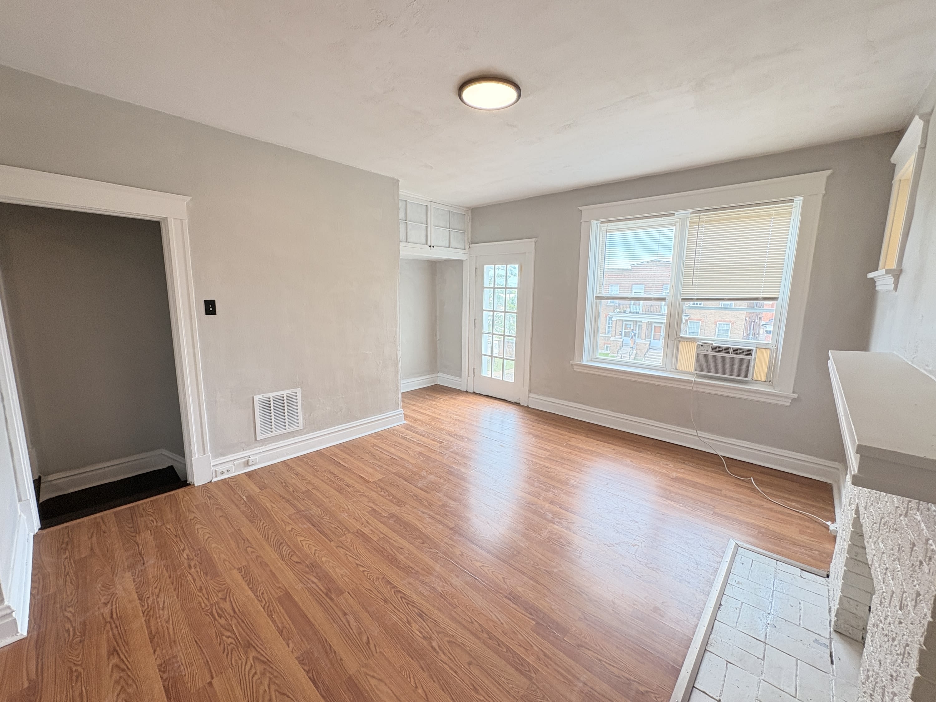 3512 Alberta St 2E – photo 4