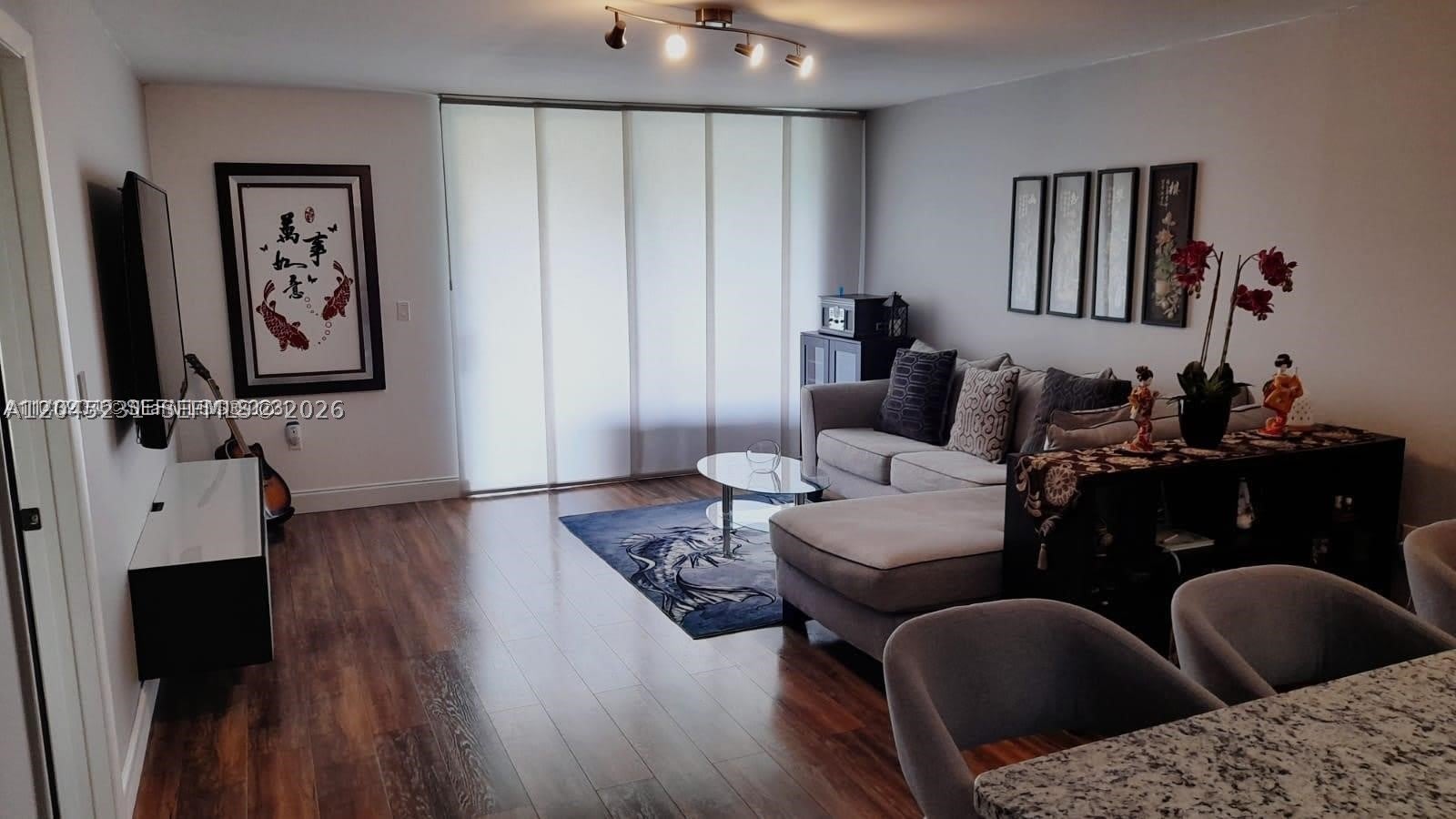5530 NW 44th St – photo 4