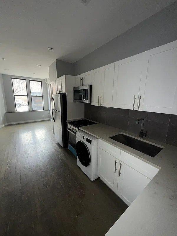 291 Pleasant Avenue – photo 1