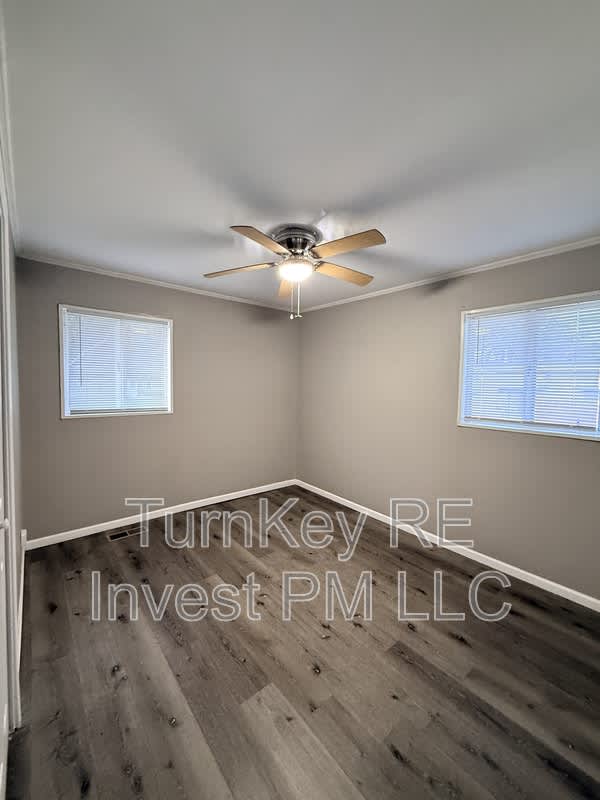 471 Tomahawk Street – photo 4
