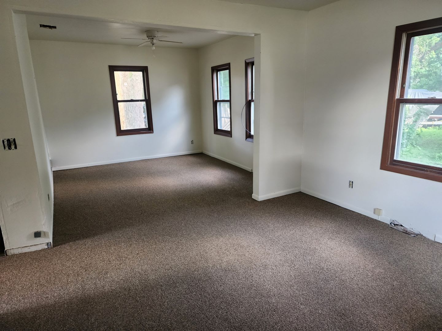 Available Sept 15Th 4 Bedroom 1 Bath Two Story Newly Renovated Home In Desirable Williamson St Neighborhood – photo 5