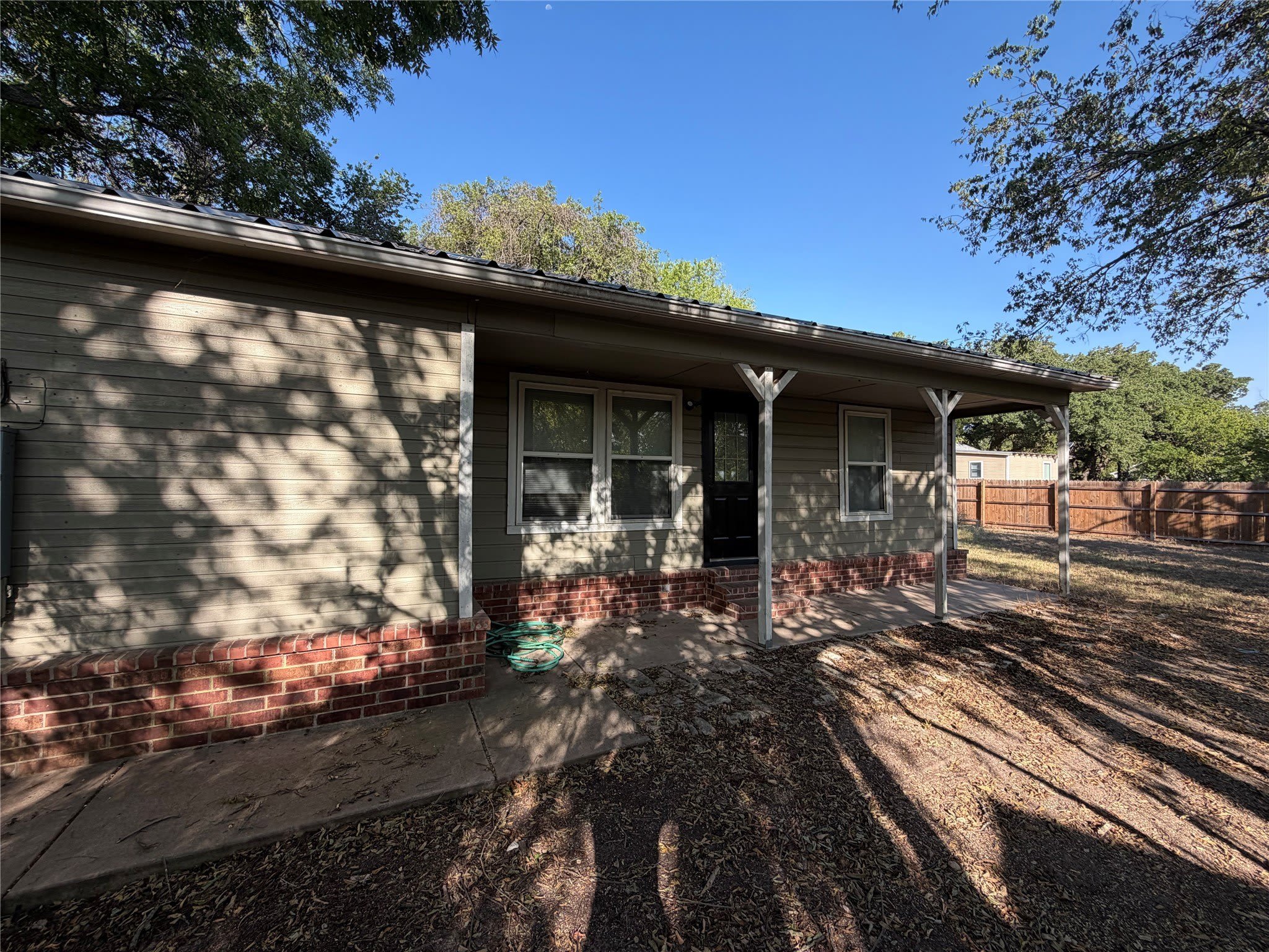 979 W Pecan Street – photo 4