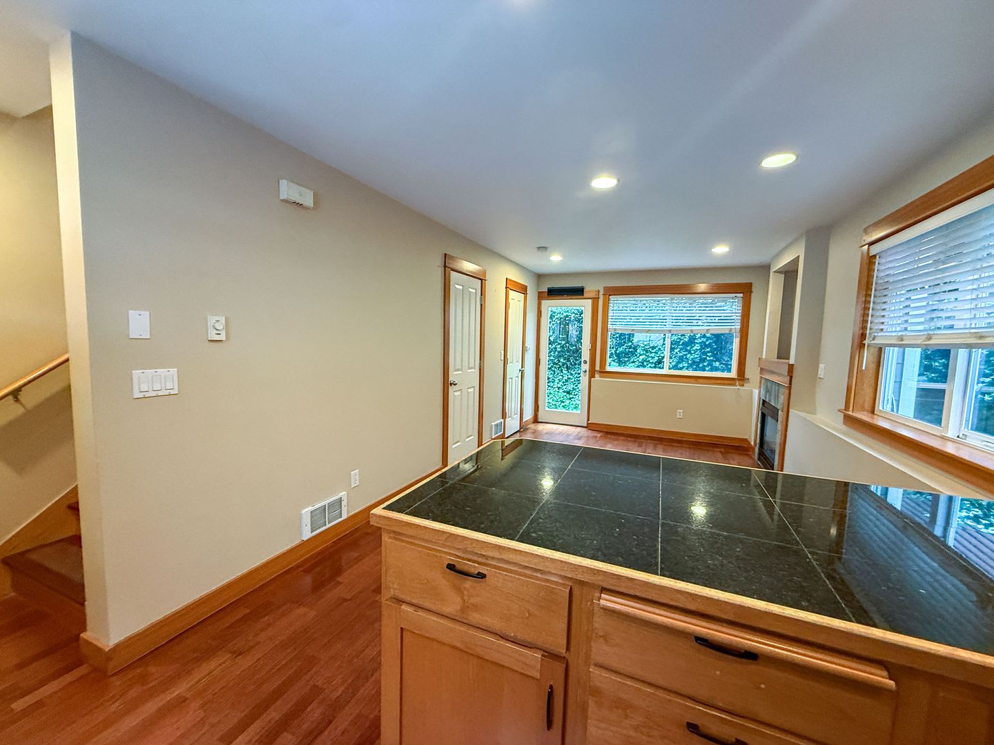 2bd/1.5ba Seattle Condo – photo 3