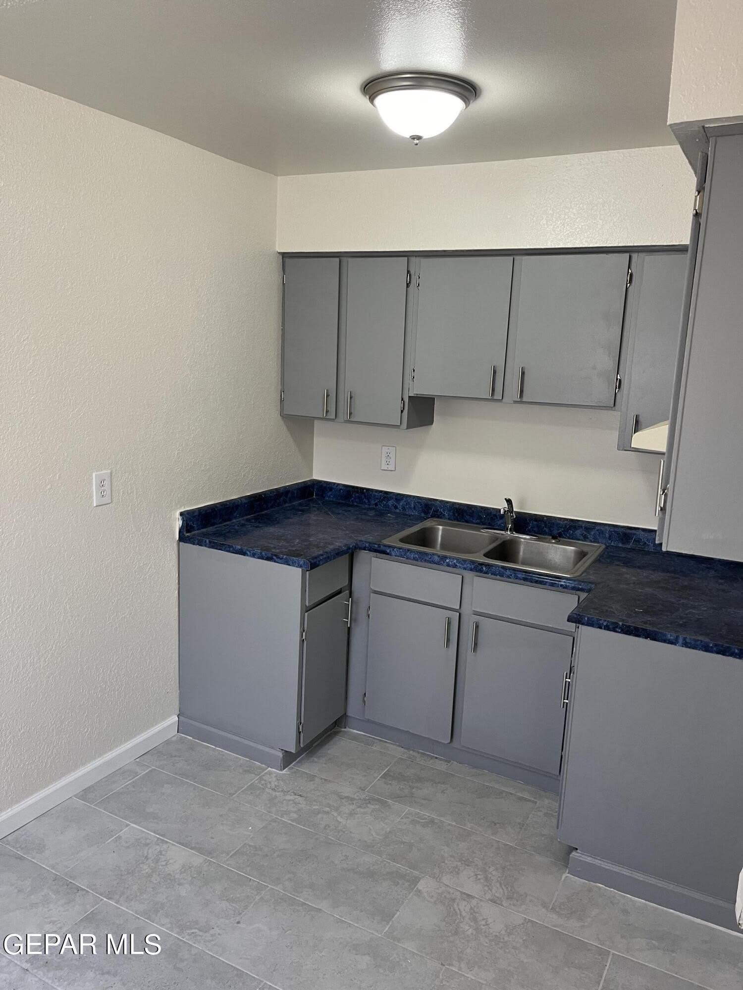 8953 Herbert Street – photo 4