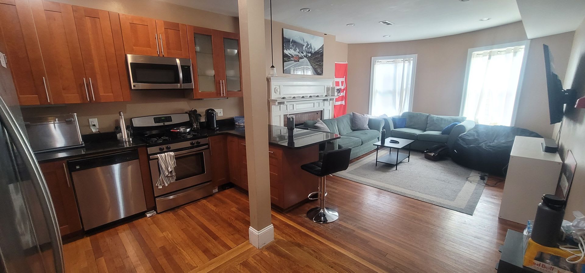 Massive Luxury Apt in Packards Corner Near BU! Central AC &amp; Heat, XL Rooms! – photo 1