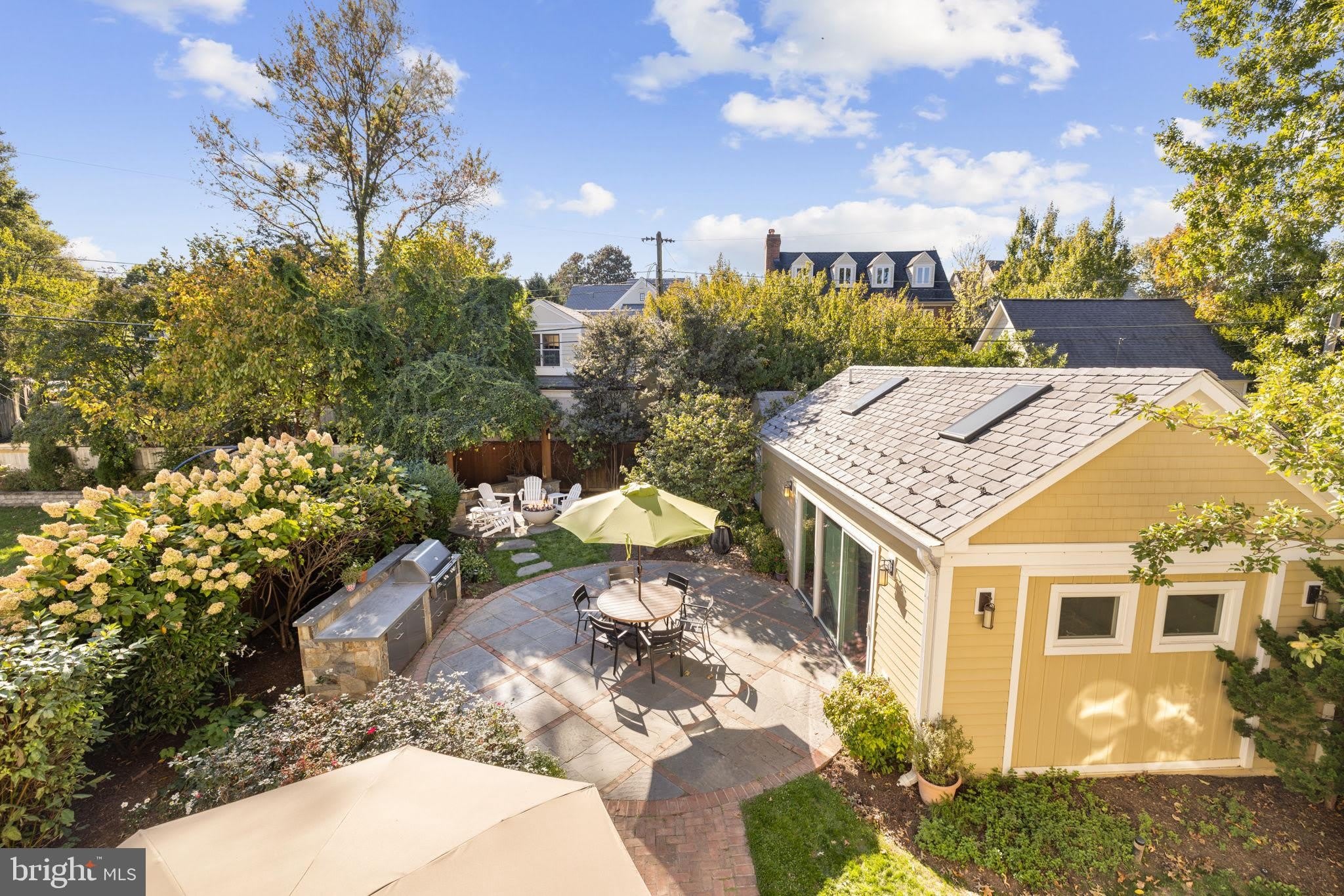 1604 N EDGEWOOD Street – photo 3