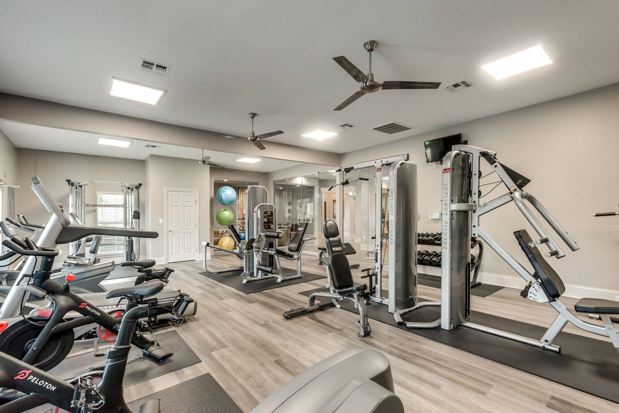 Grand Palms Apartment Homes – photo 5