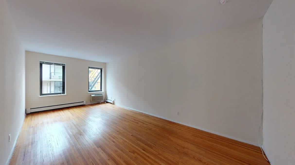 369 W 52nd St – photo 3