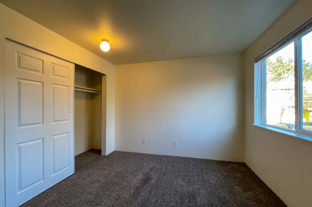 Sandpiper Apartments – photo 2