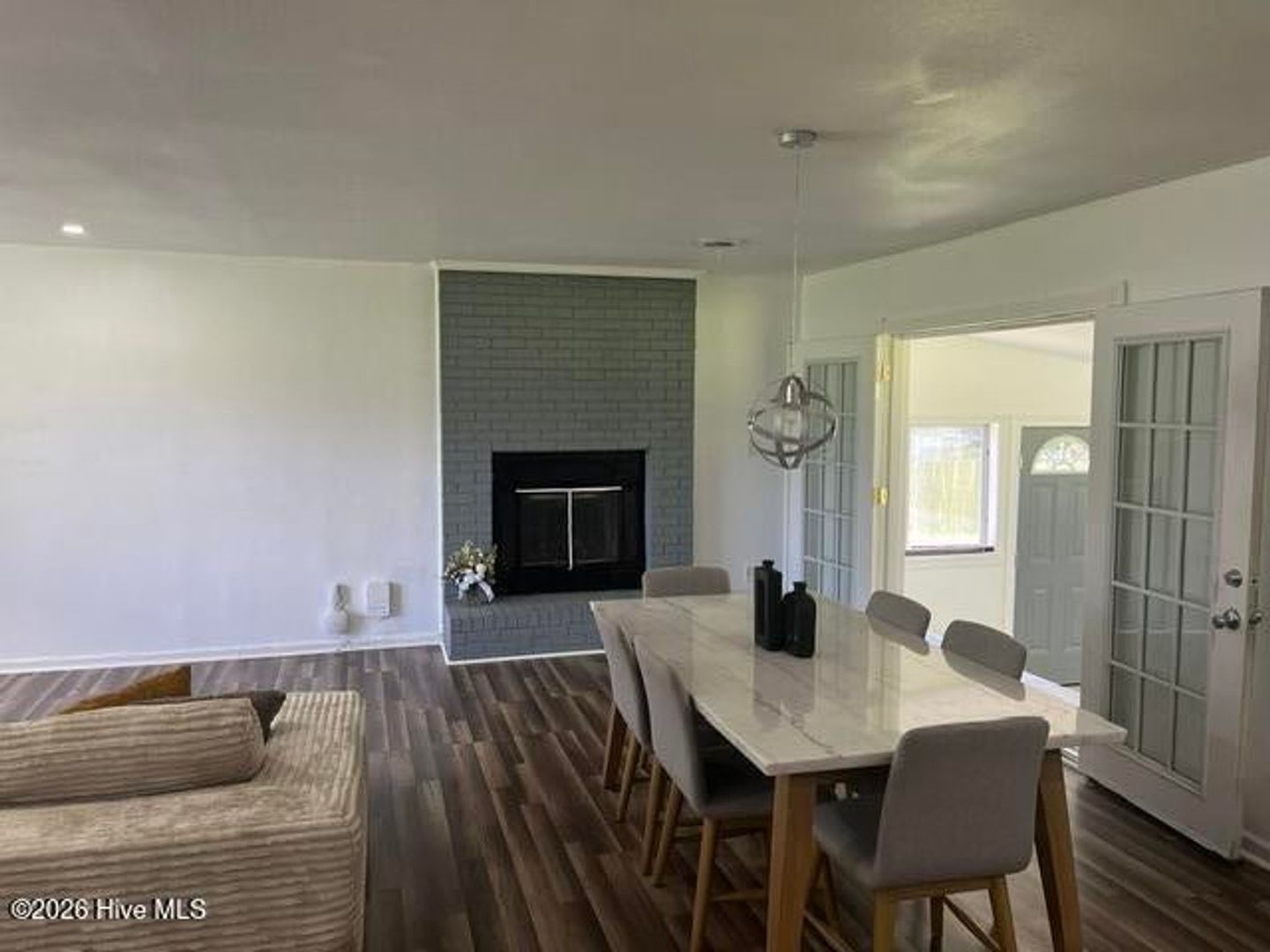 1312 Wolf Swamp Road – photo 2