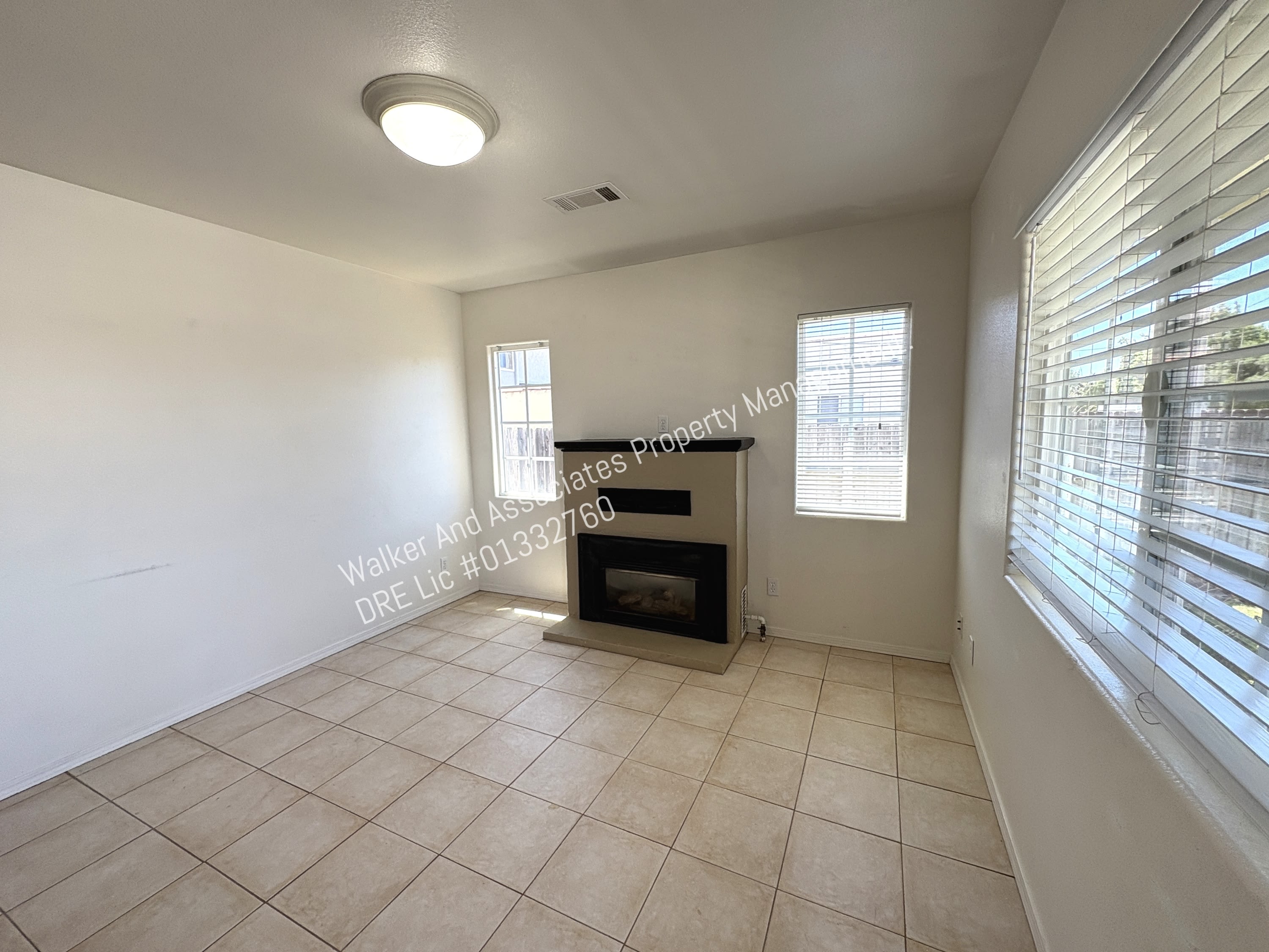 130 Twitchell St – photo 3