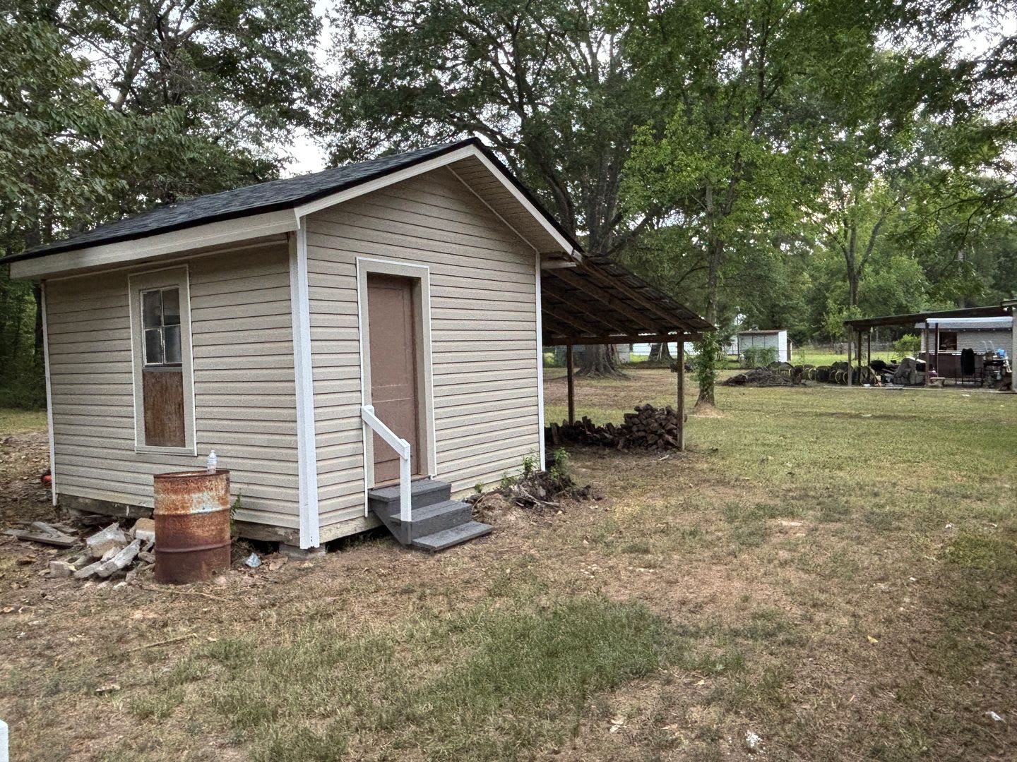 **CHARMING 2/1 BENTON HOME** – photo 5