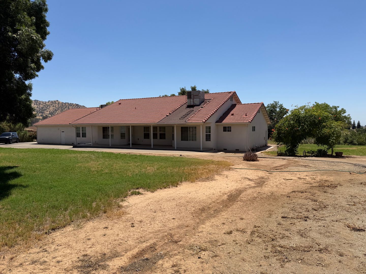 4 Bedroom 3 5 Bath On Acreage With Shop – photo 2
