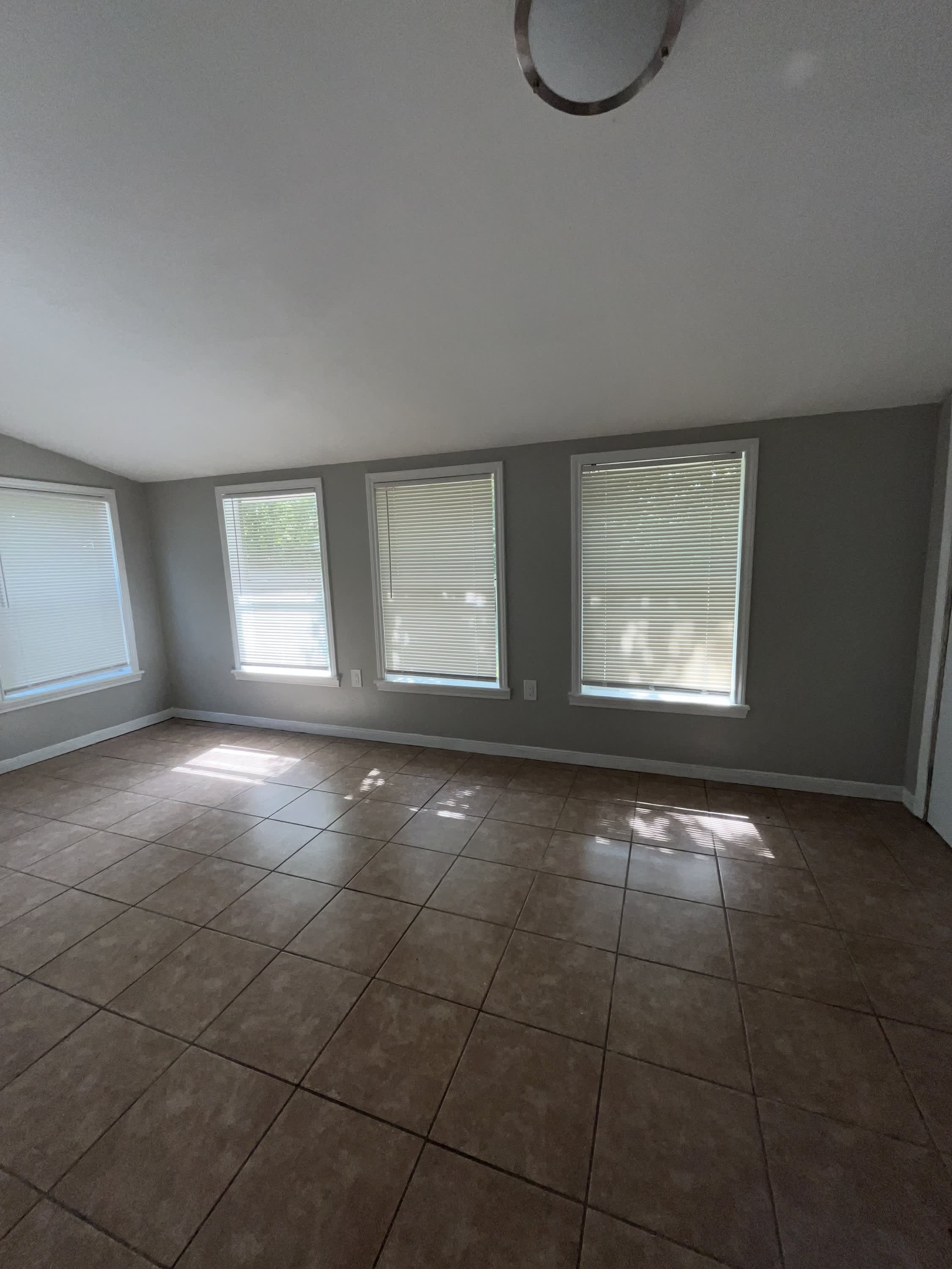 710 Patton Drive – photo 2