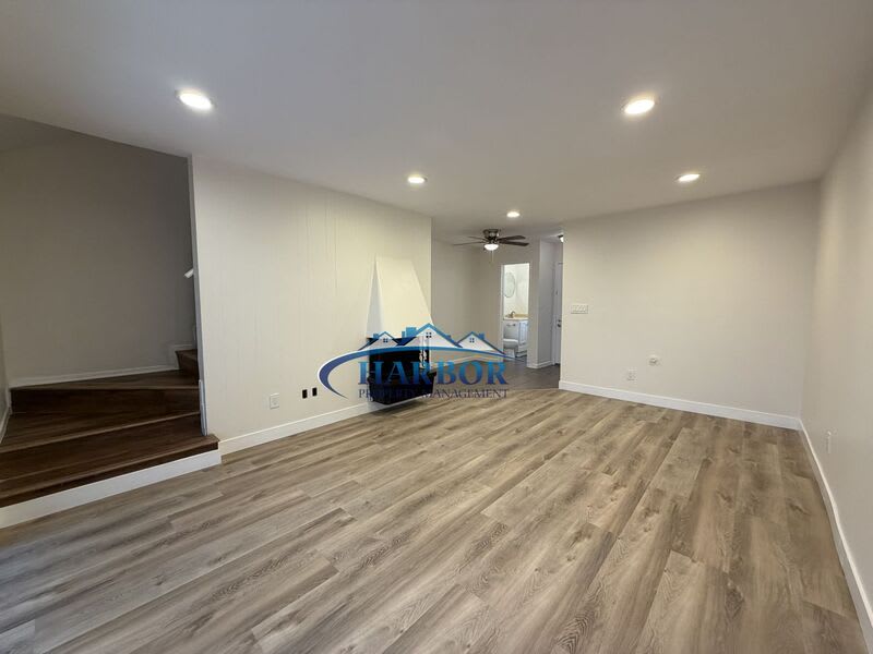 1907 Grant Avenue – photo 5