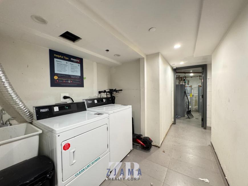 1520 Saint Johns Place – photo 1