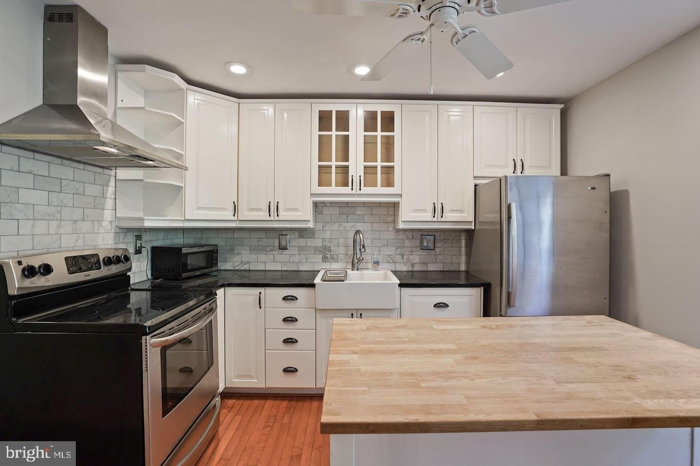 2050 WINGED FOOT Court – photo 3