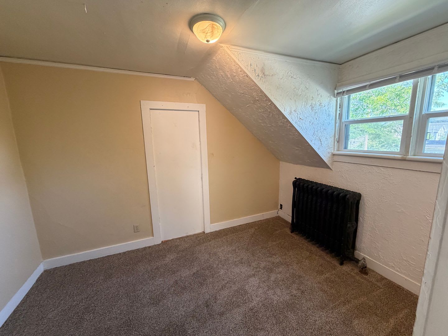 140 E. 1st Street – photo 4