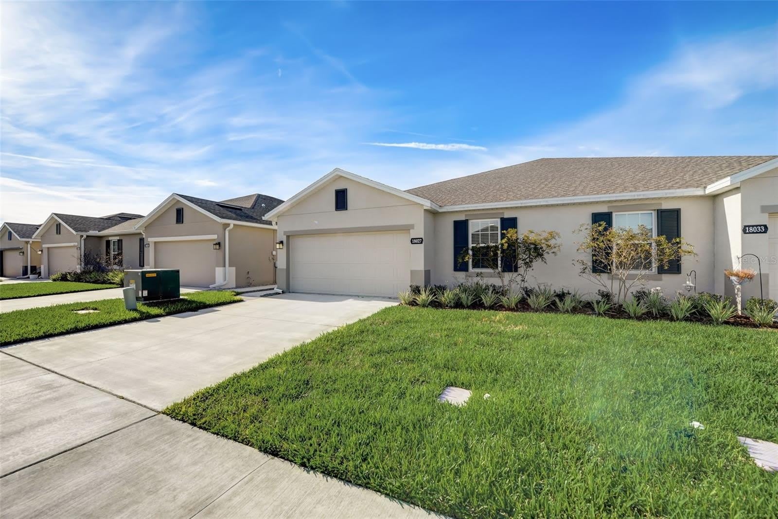 18027 TURNING LEAF Circle – photo 1