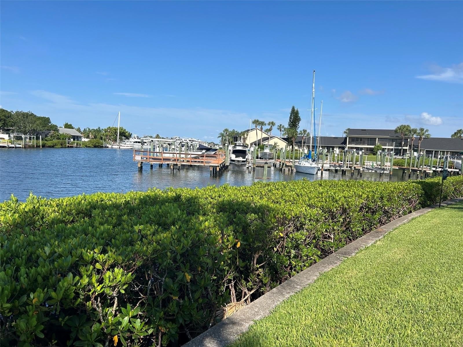 608 YARDARM Drive – photo 1