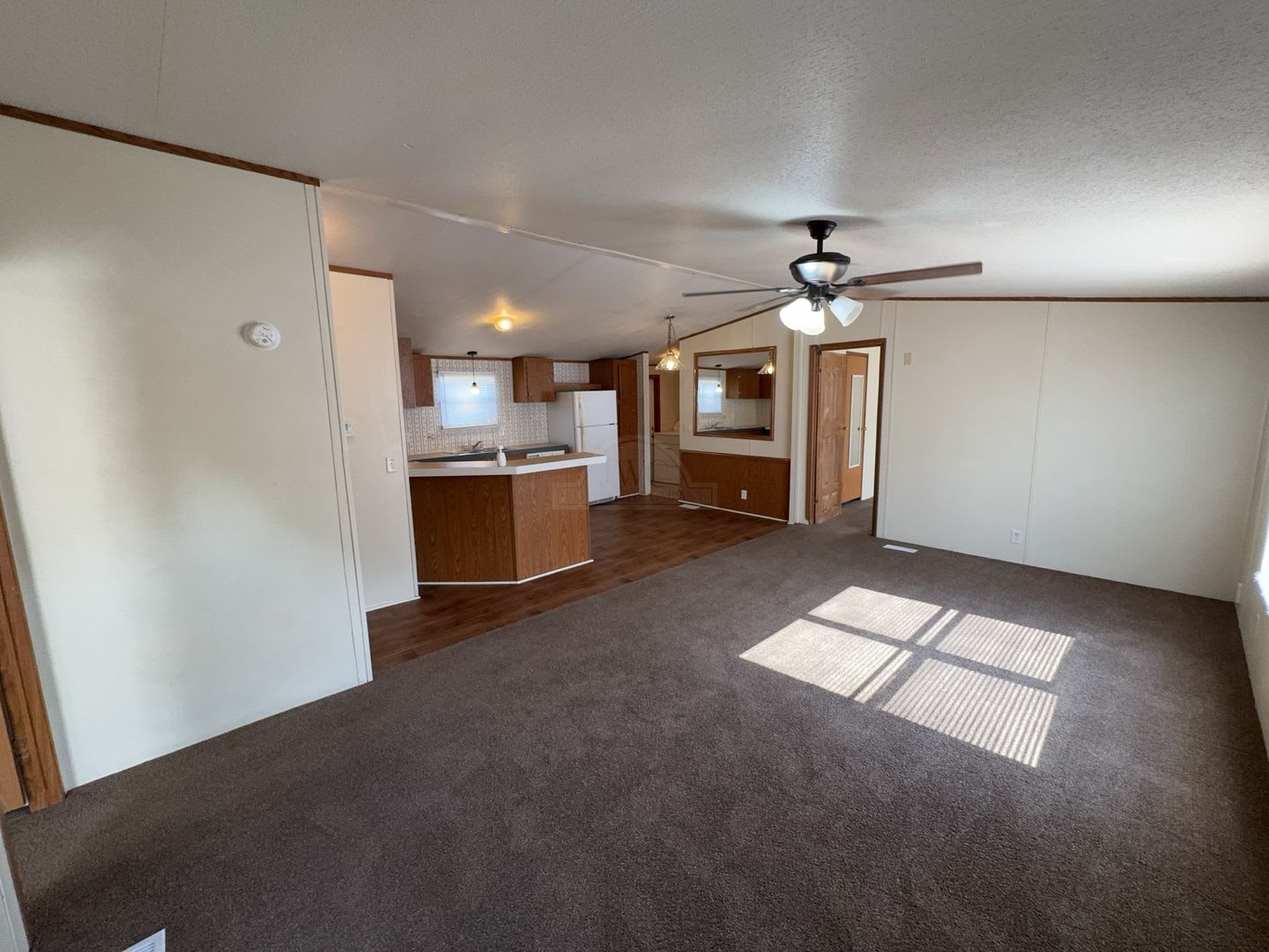 3303 Sevilla, Killeen – photo 2
