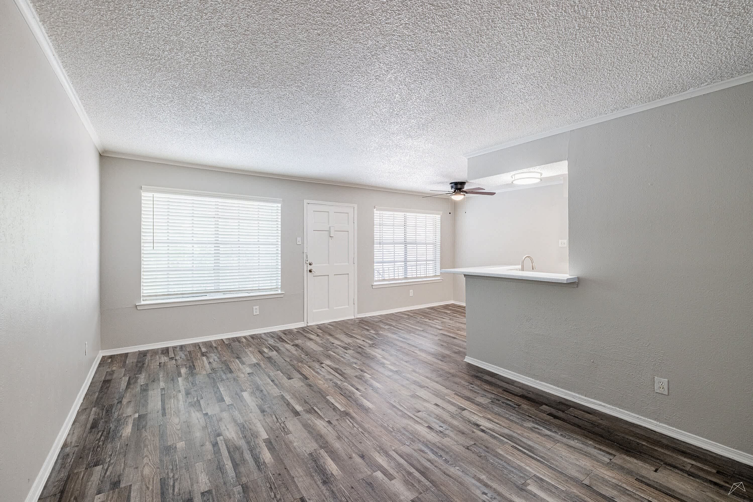 The Burgundy Apartments – photo 2