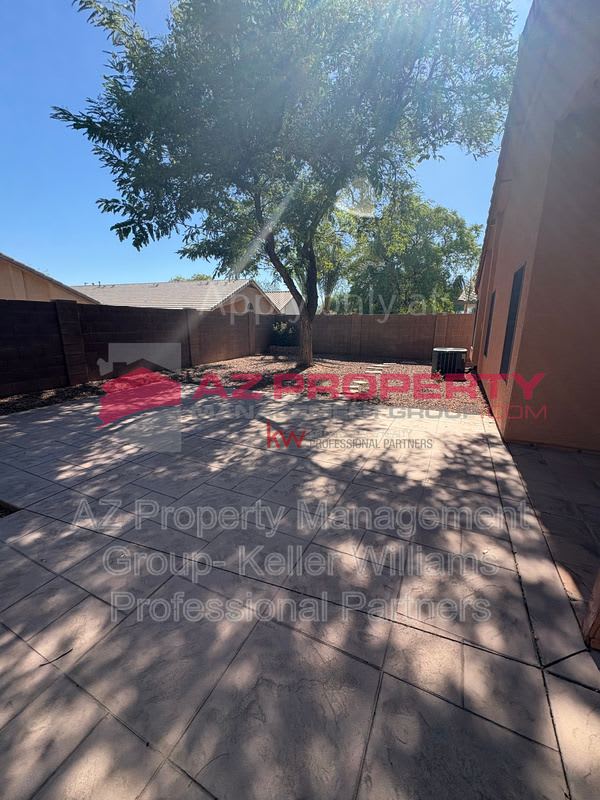15745 W Latham St – photo 4