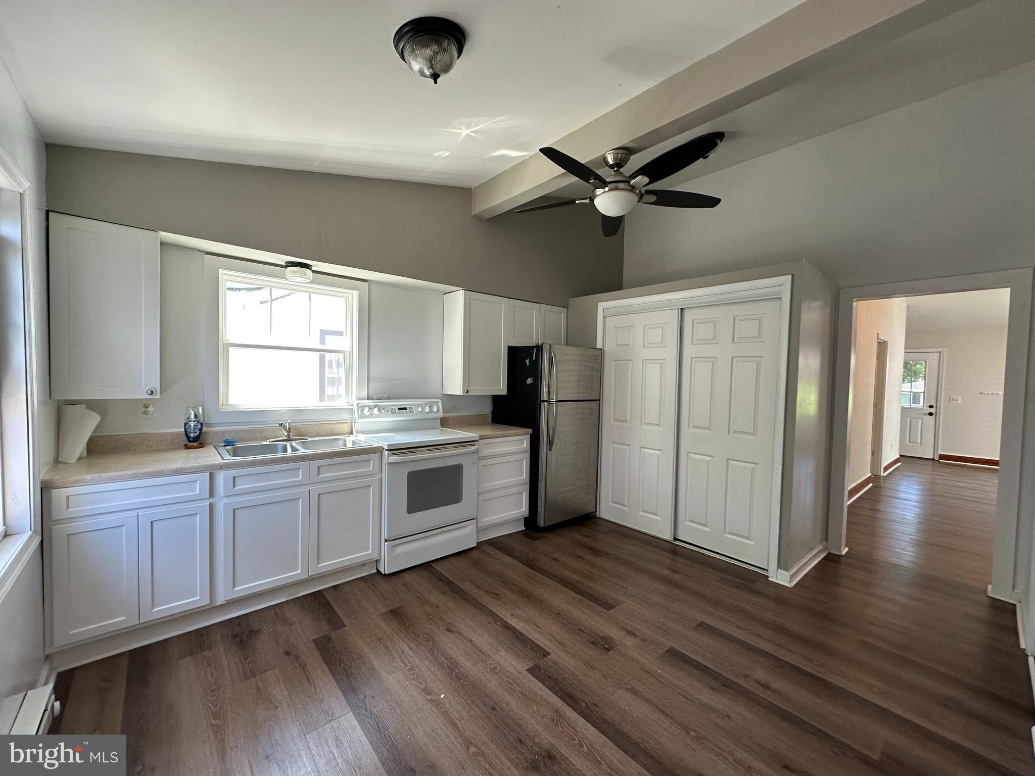 8727 D Street – photo 4