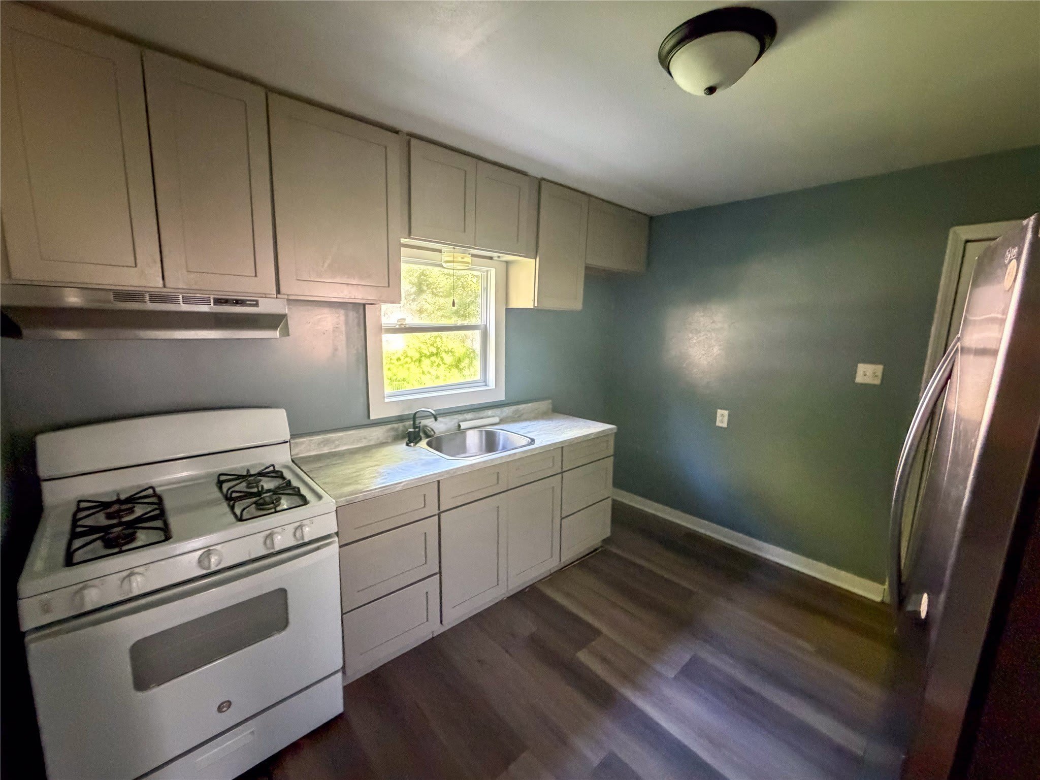 627 E Woodard Street – photo 5
