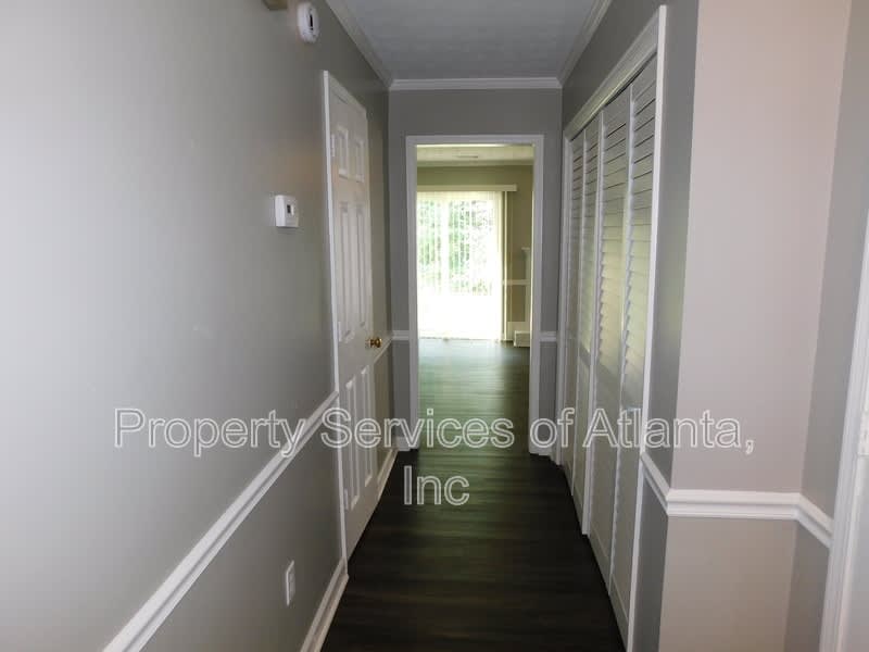 2775 New South Dr – photo 3