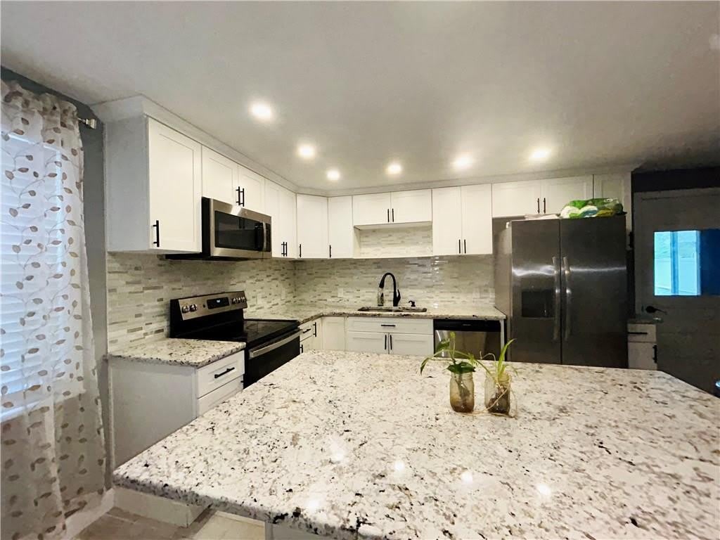 89 Rome Avenue – photo 2