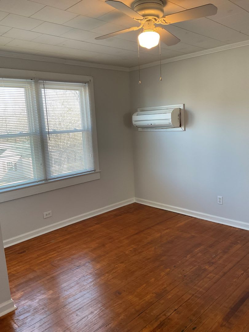 Studio Apartment in Belmont – photo 5