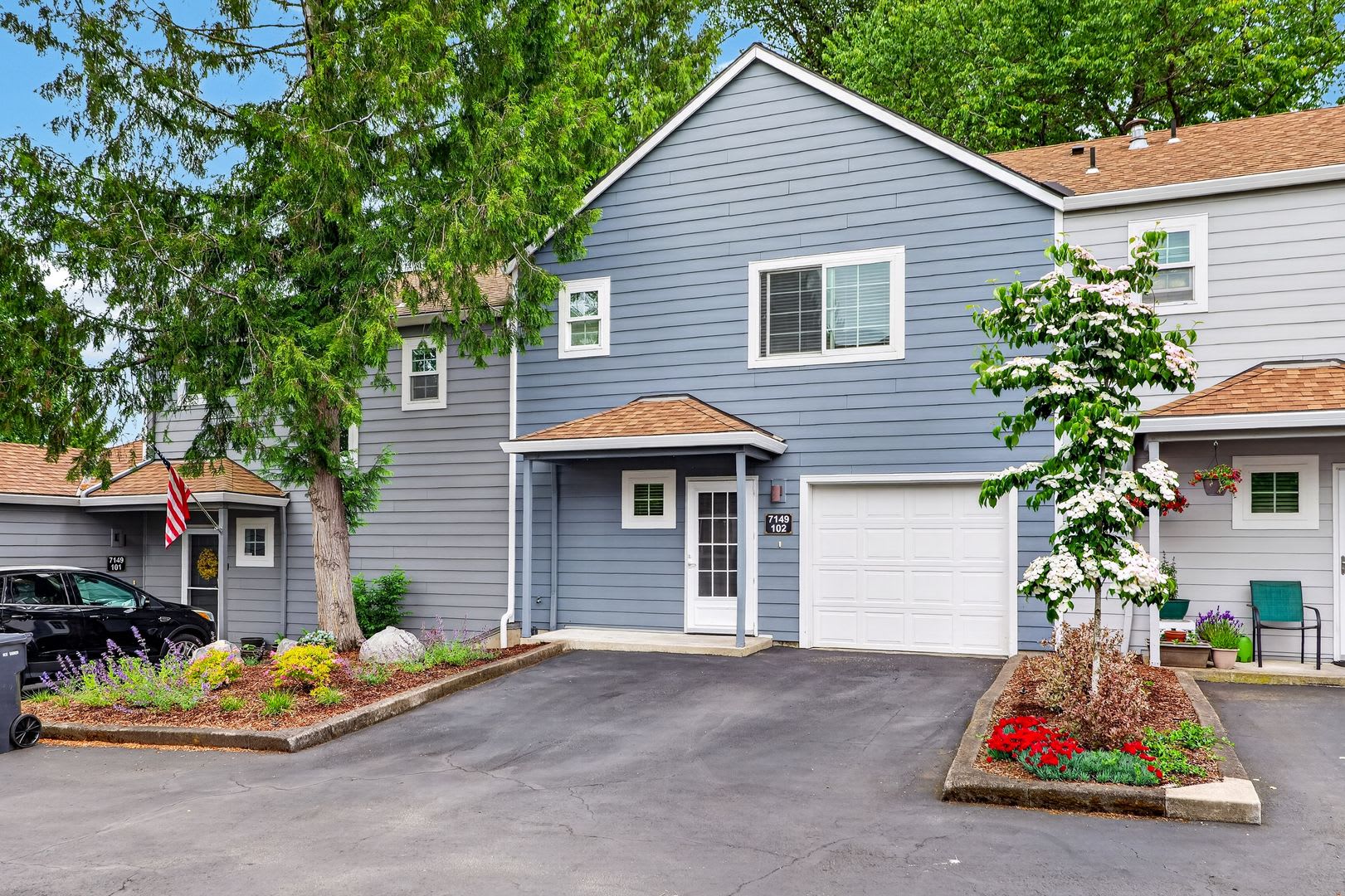 Great Location! 2 bedroom, 2.5 Bathroom Townhouse in Orchard Hills!! – photo 2