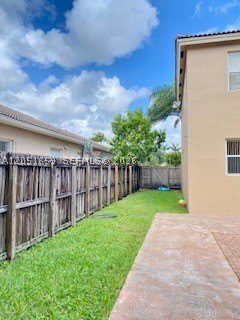1906 SE 18th St – photo 4