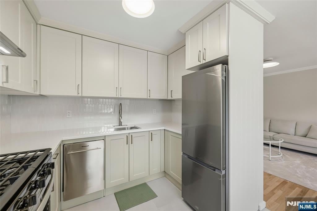 901 Washington Drive – photo 5