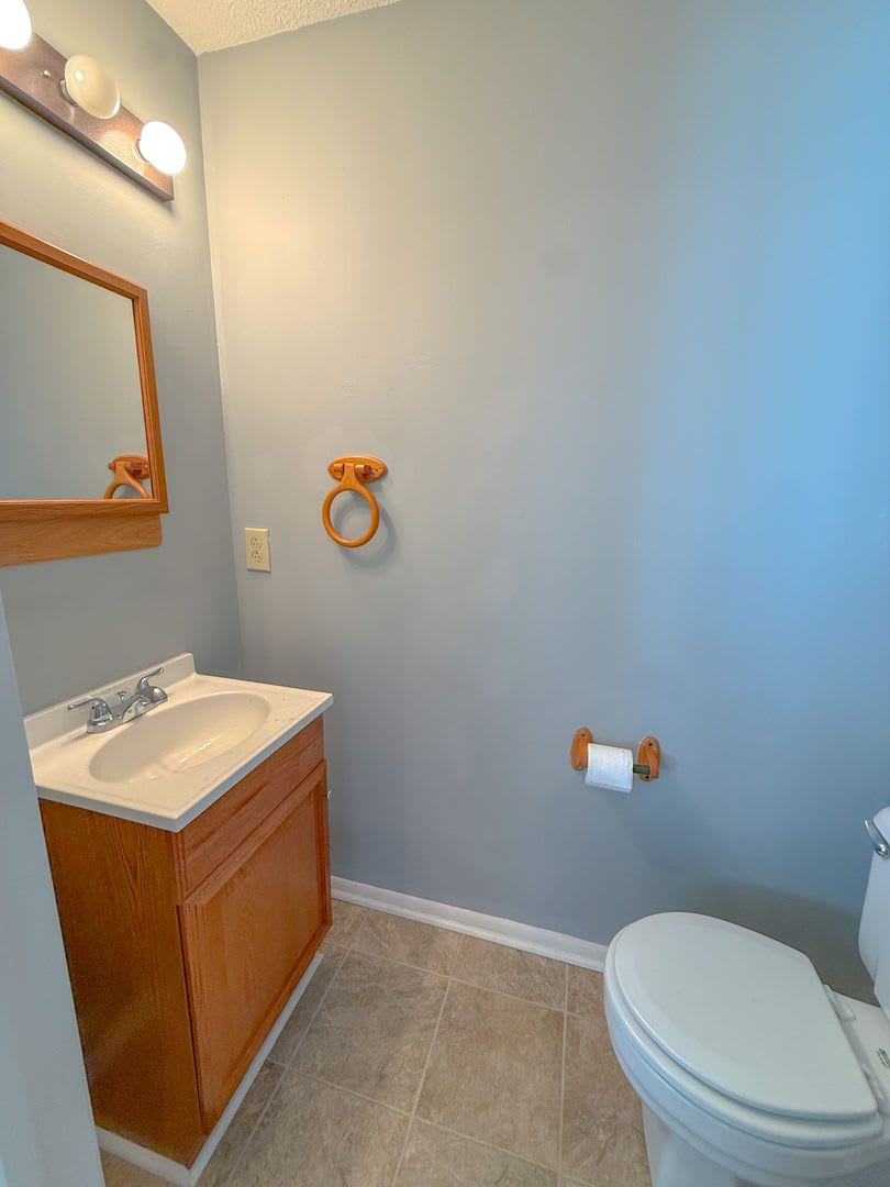 Move In Ready North Raleigh Townhome Near I 440 I 540 – photo 3
