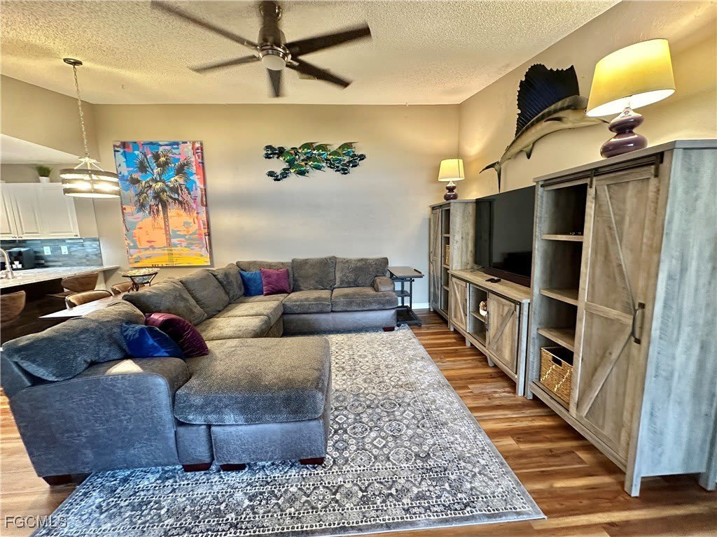 15427 Crystal Lake Drive – photo 2