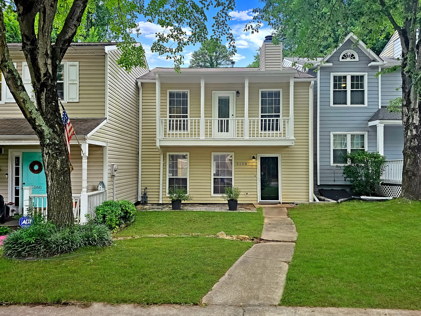 COMING SOON: Beautifully Updated 2/2.5 Townhome Near Truist Park – photo 1