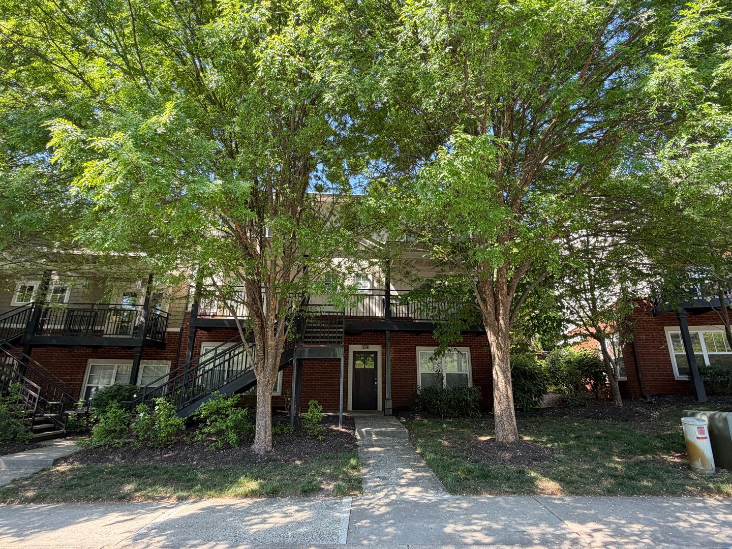 1615 Elmwood Court, #208 – photo 1