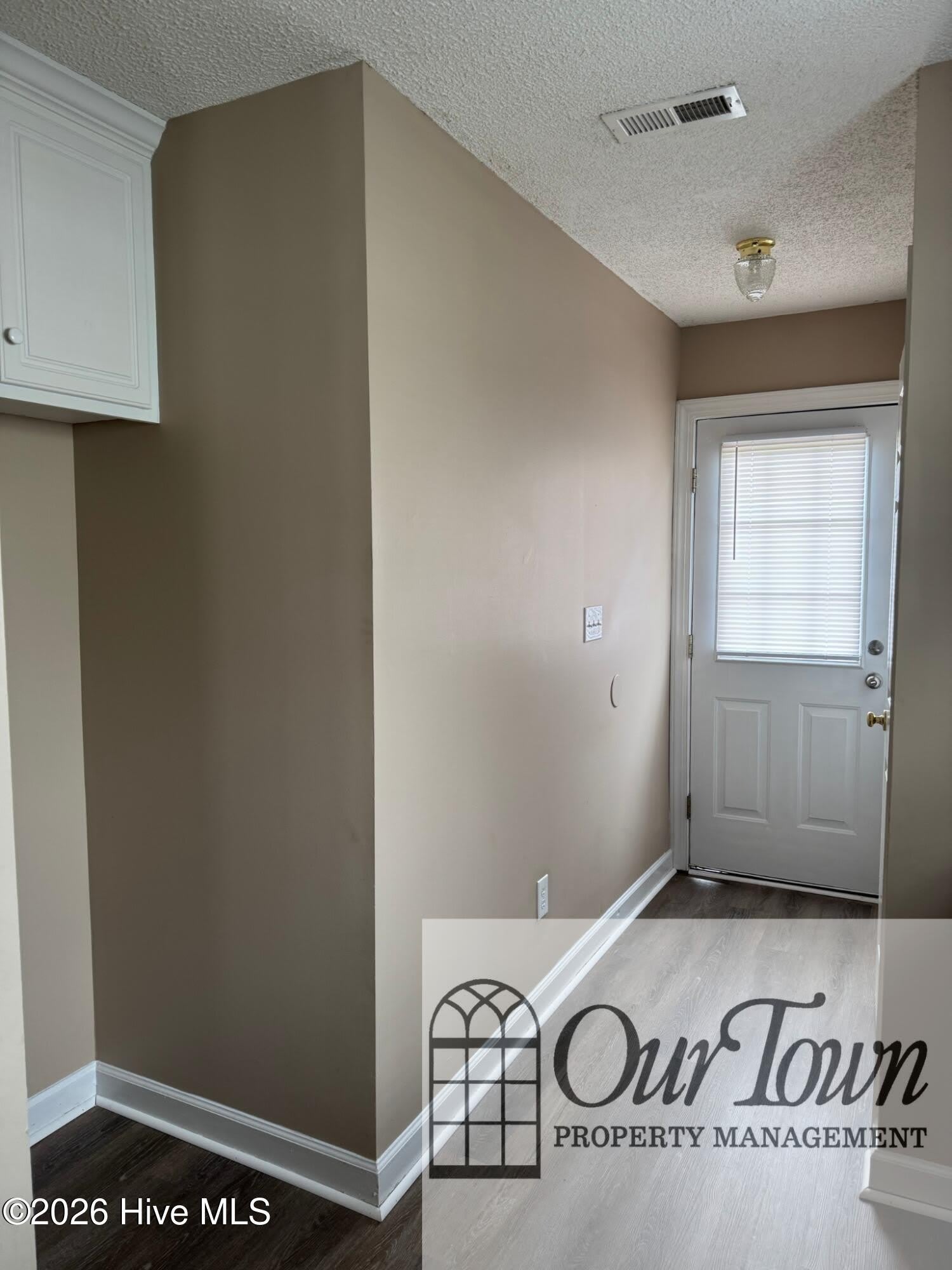 3818 Starship Lane NW – photo 5