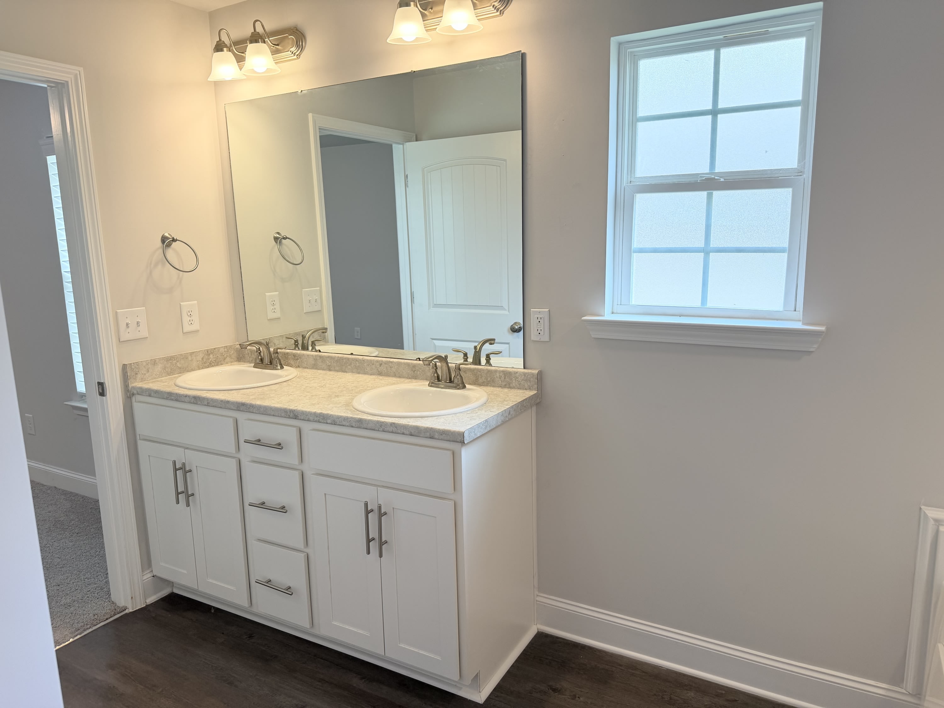 214 Alonzo Toney Drive – photo 4